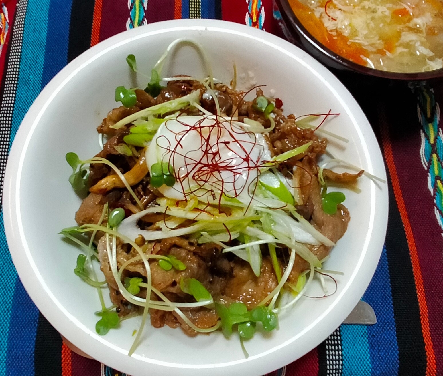 簡単！醤油麹で温玉豚丼☆