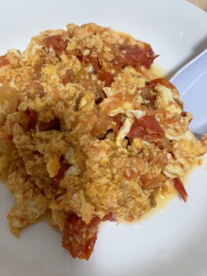 トマト＆チーズの簡単オムレツ♪