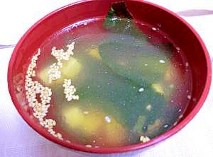 お豆腐とわかめのあっさりスープ