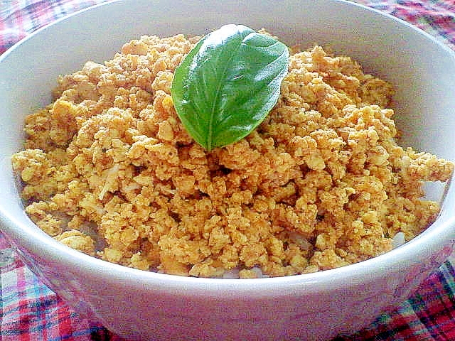 減塩♪けずり粉を隠し味に☆炒り豆腐丼