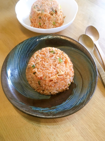 赤チャーハン（トマト炒飯）