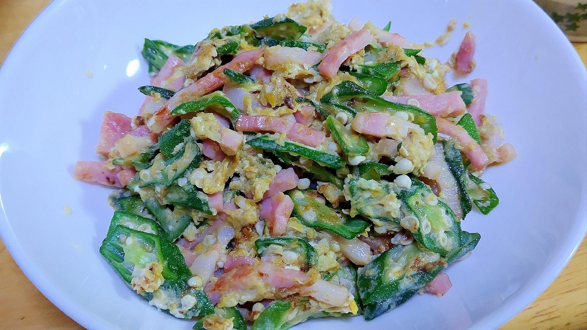 オクラレシピ！　オクラチャンプル（オクラの卵あえ）