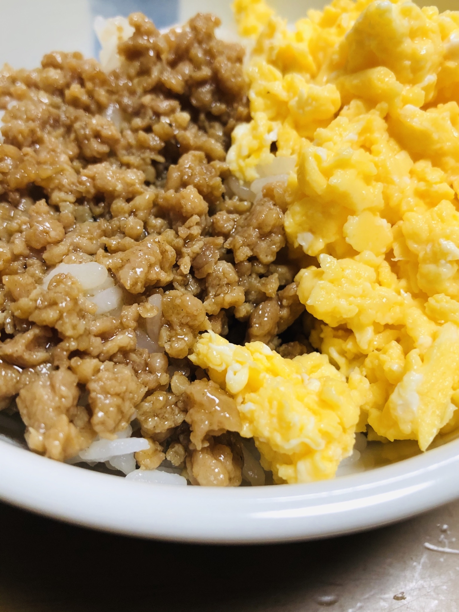 ☆父ちゃんの２色の豚そぼろ丼