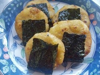 醤油だけでいいのかと思いながら作りましたが美味しくて、余分なものは一切入ってない本当にヘルシーなおからで作ったとは思えないおやつですねぇ～♪