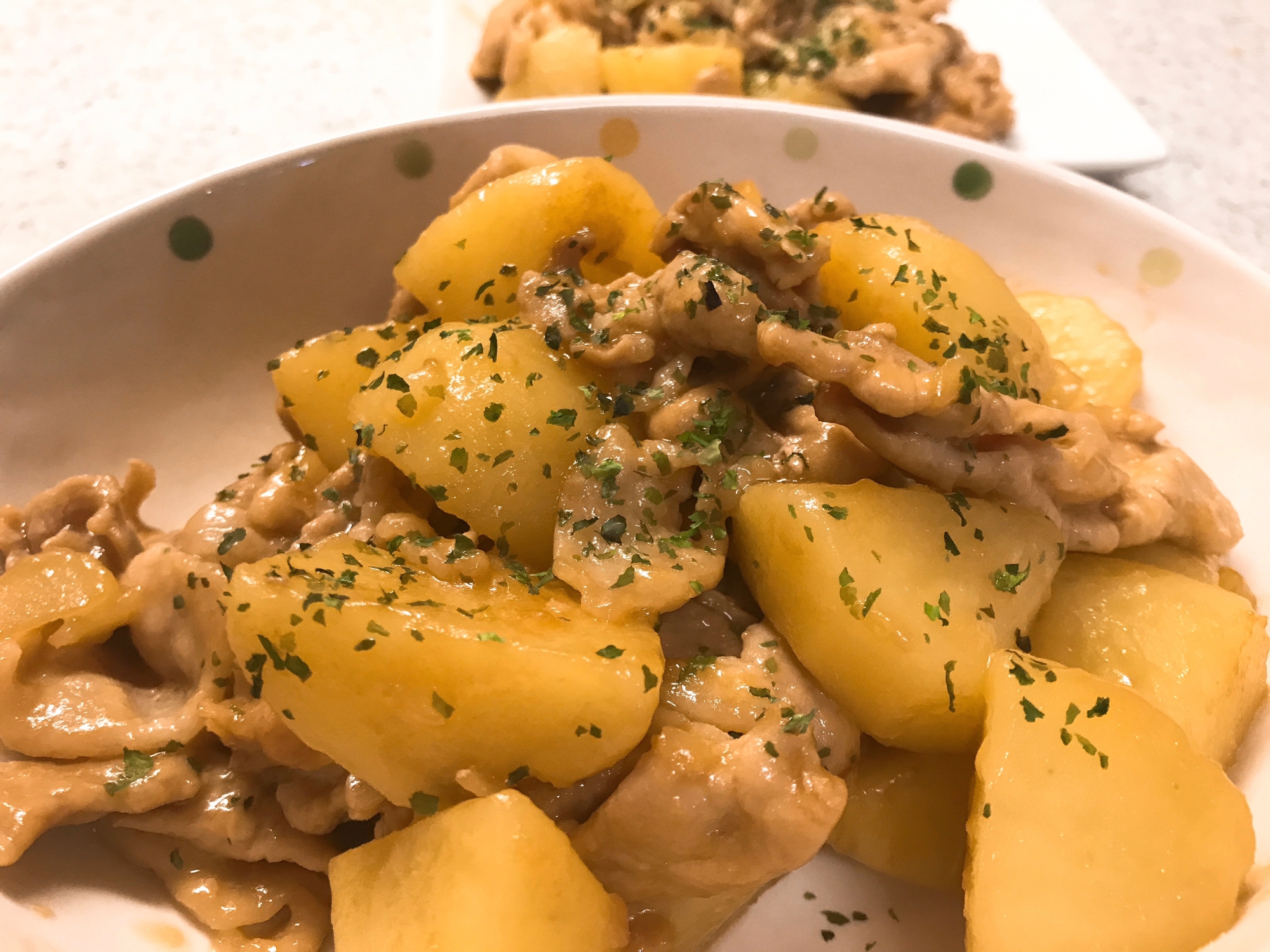 じゃがバター醤油de豚こま炒め