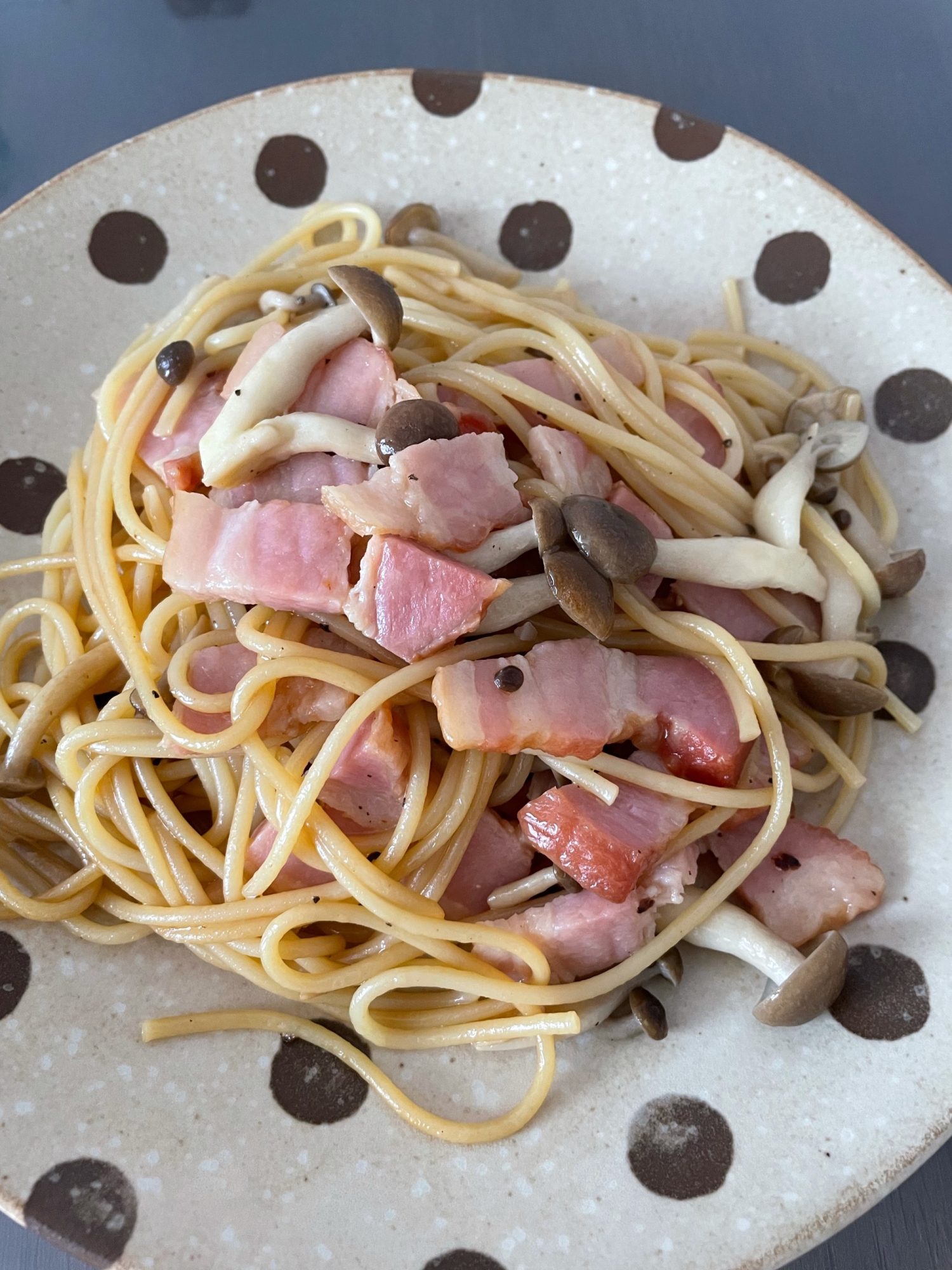 簡単！しめじとベーコンのパスタ
