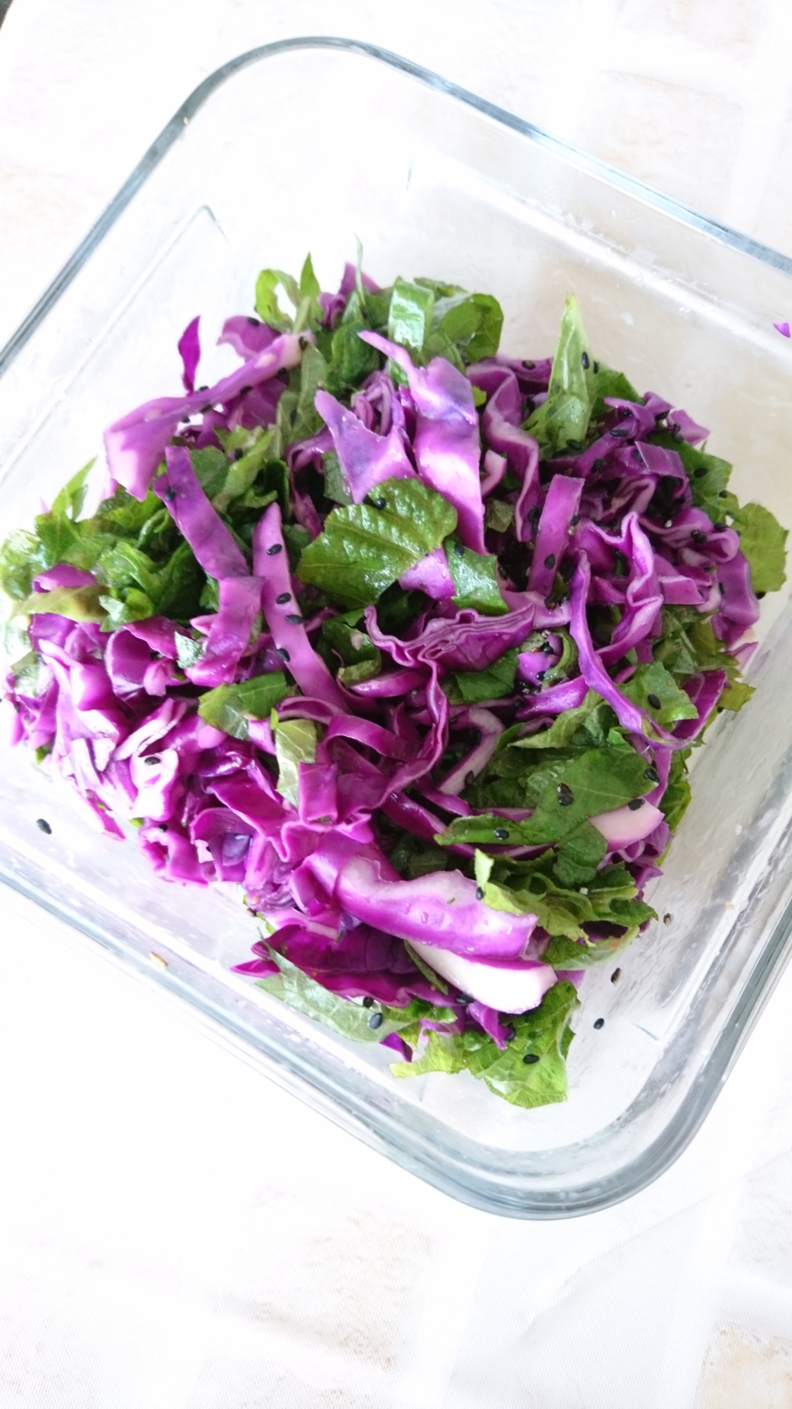 紫キャベツとシソのサラダ