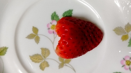 手でつまんですみません ハートイチゴの切り方 レシピ 作り方 By りっさんさん 楽天レシピ