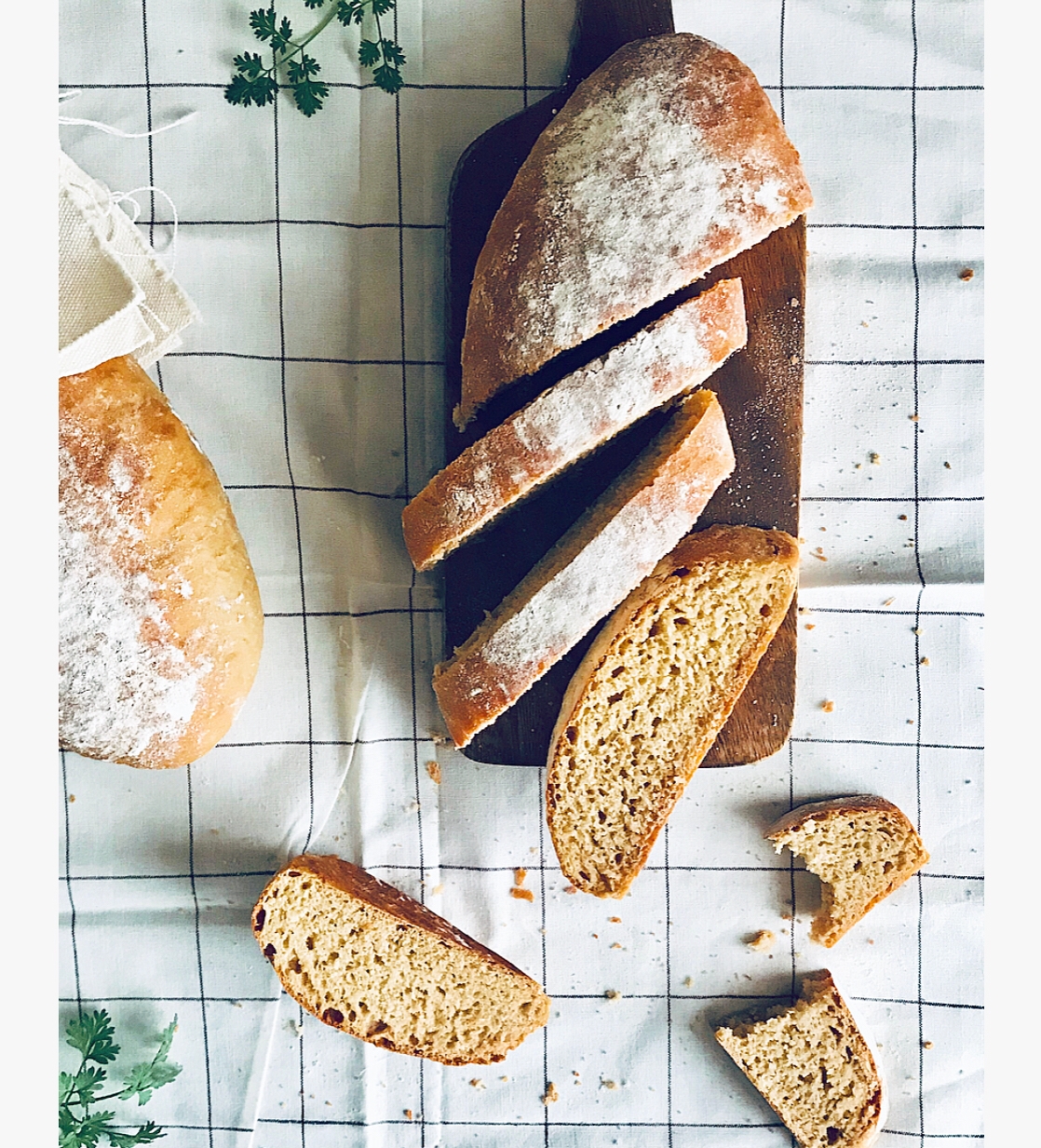 Spelled wheat bread