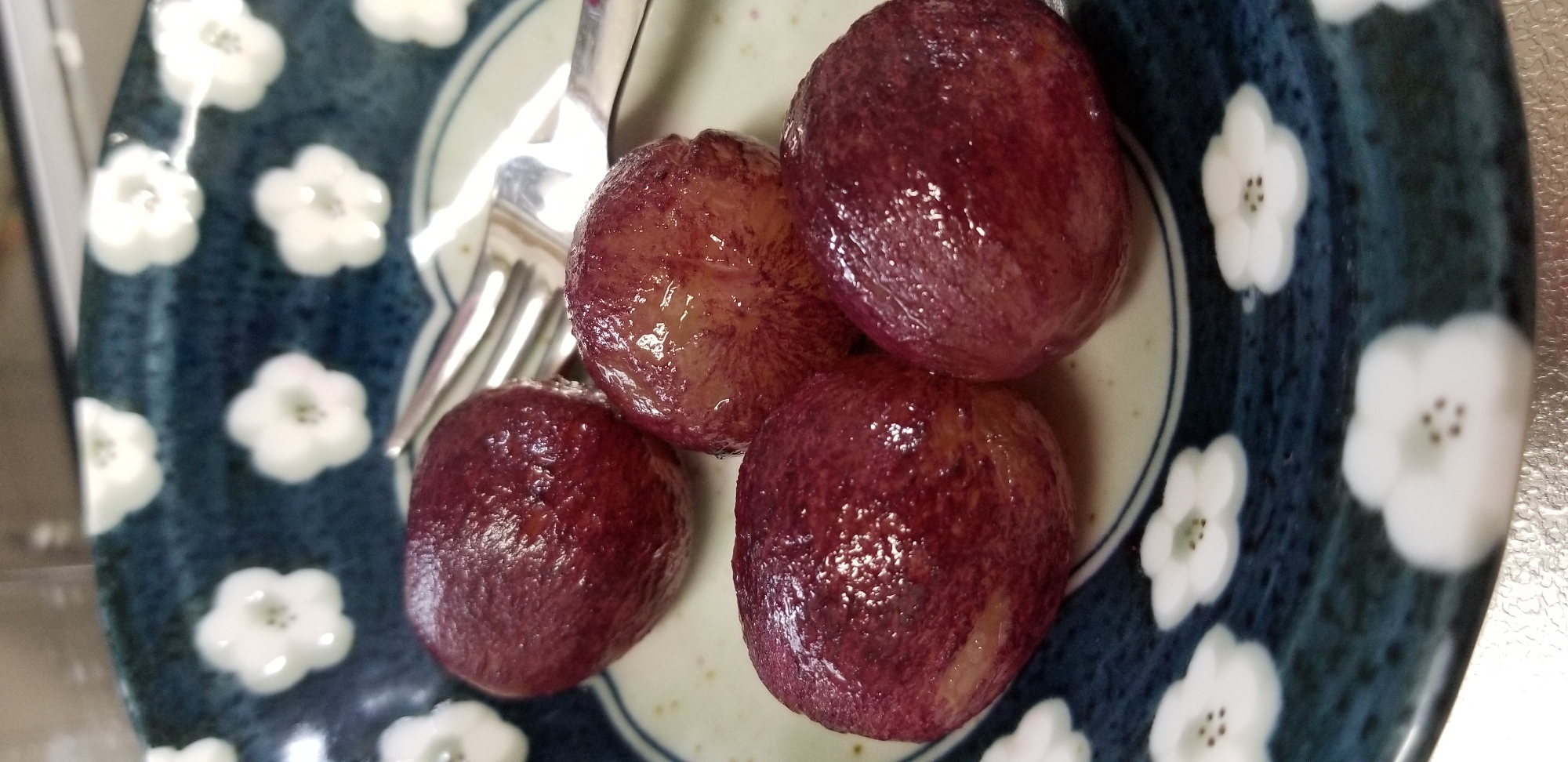 簡単!巨峰の皮のむき方