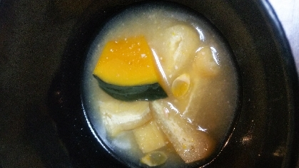 かぼちゃと油揚げのみそ汁