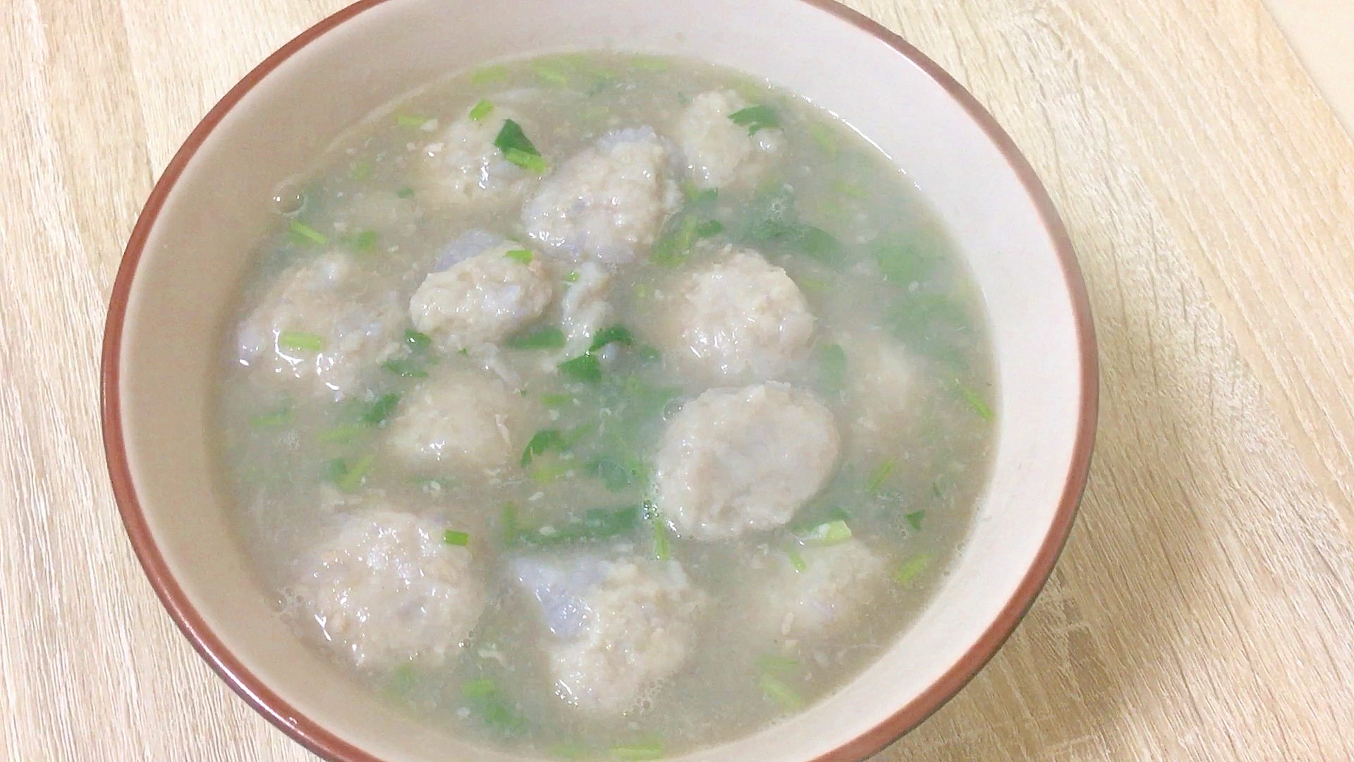 中国家庭料理、里芋の肉団子スープ