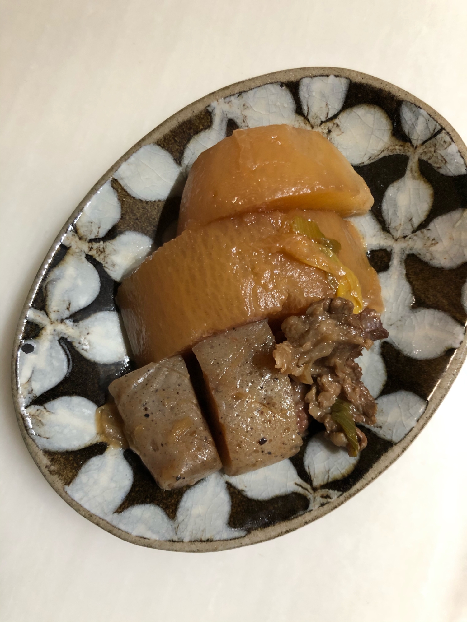 大根の牛すじ、ちょっと味噌煮込み