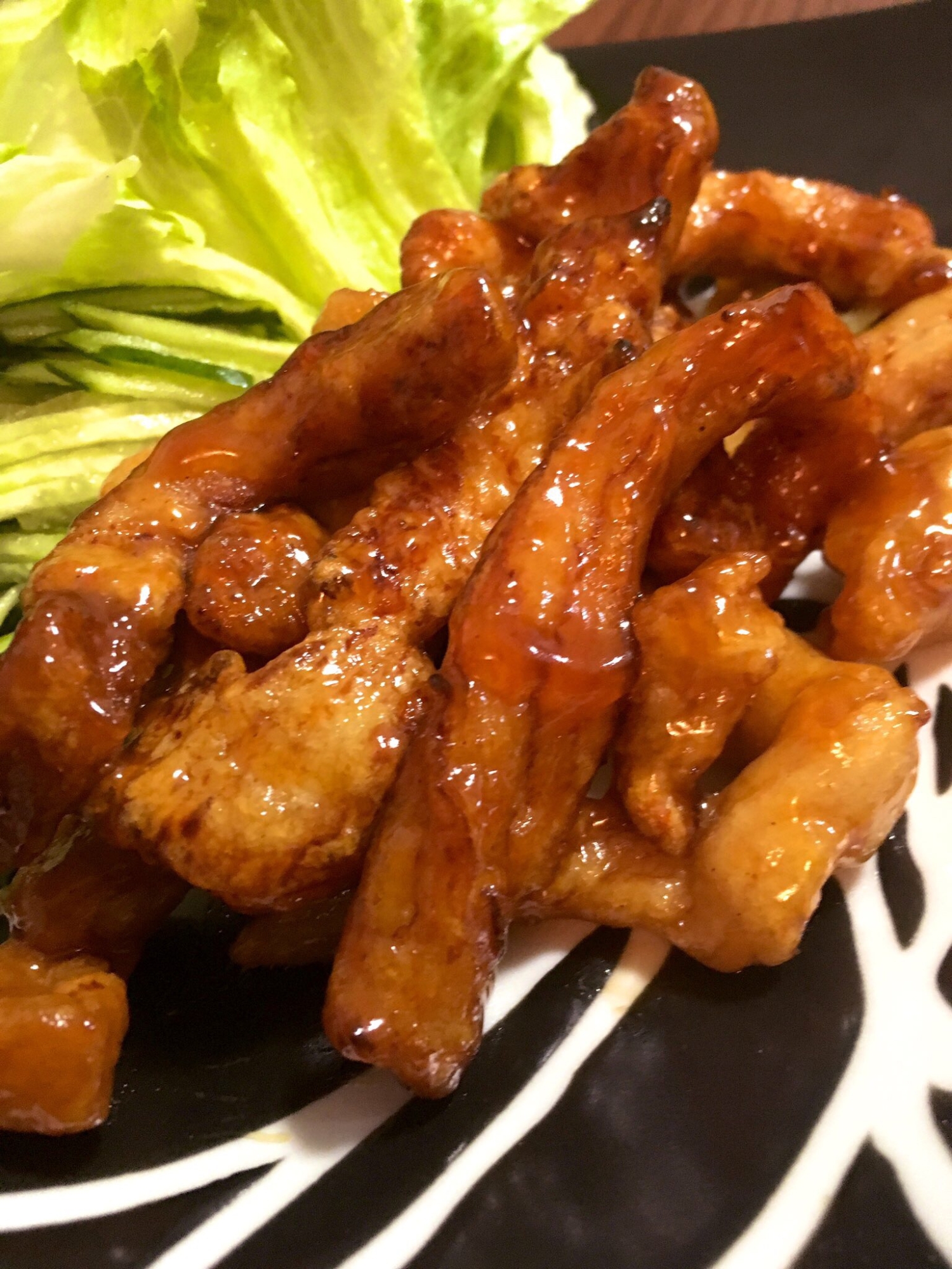 ご飯が進む！鶏むね肉の甘辛チリソース揚げ