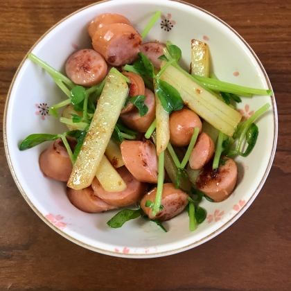 ちょうど家にあった豆苗で作りました！
お弁当用にちょうど良くて美味しかったです。
レシピありがとうございます(*^^*)