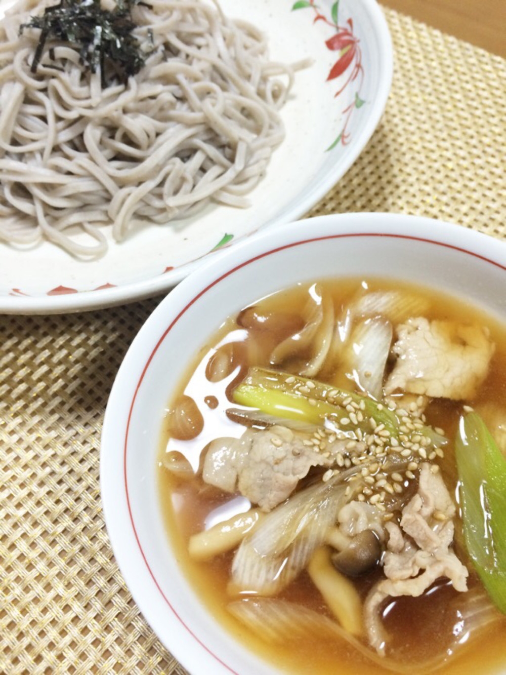 つけ麺風☆具だくさん！焦がしネギそば