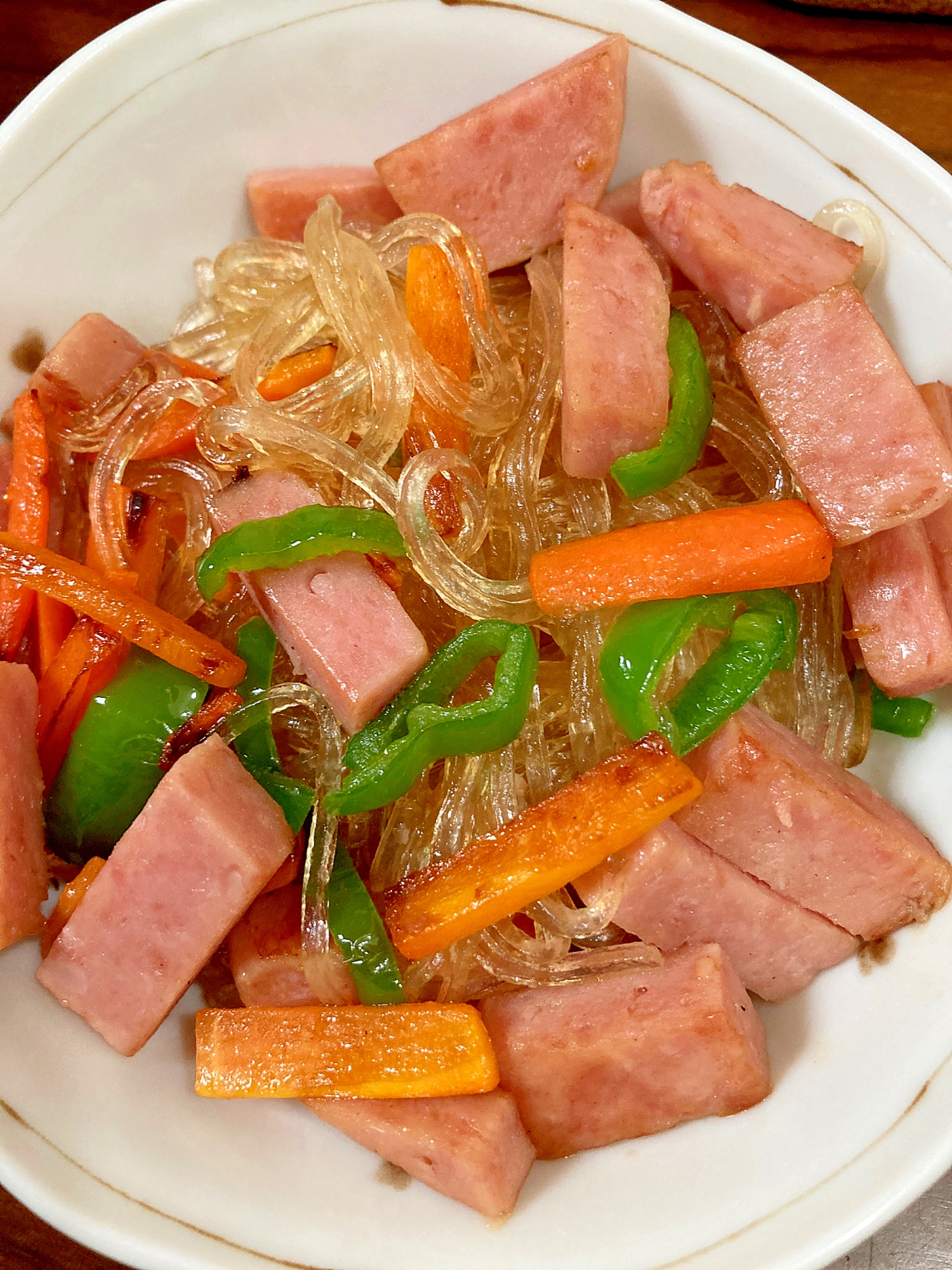 スパム 人参 ピーマンで作るチャプチェ レシピ 作り方 By 水玉模様 楽天レシピ スパム 人参 ピーマンで作るチャプチェ レシピ 作り方 By 水玉模様 楽天レシピ