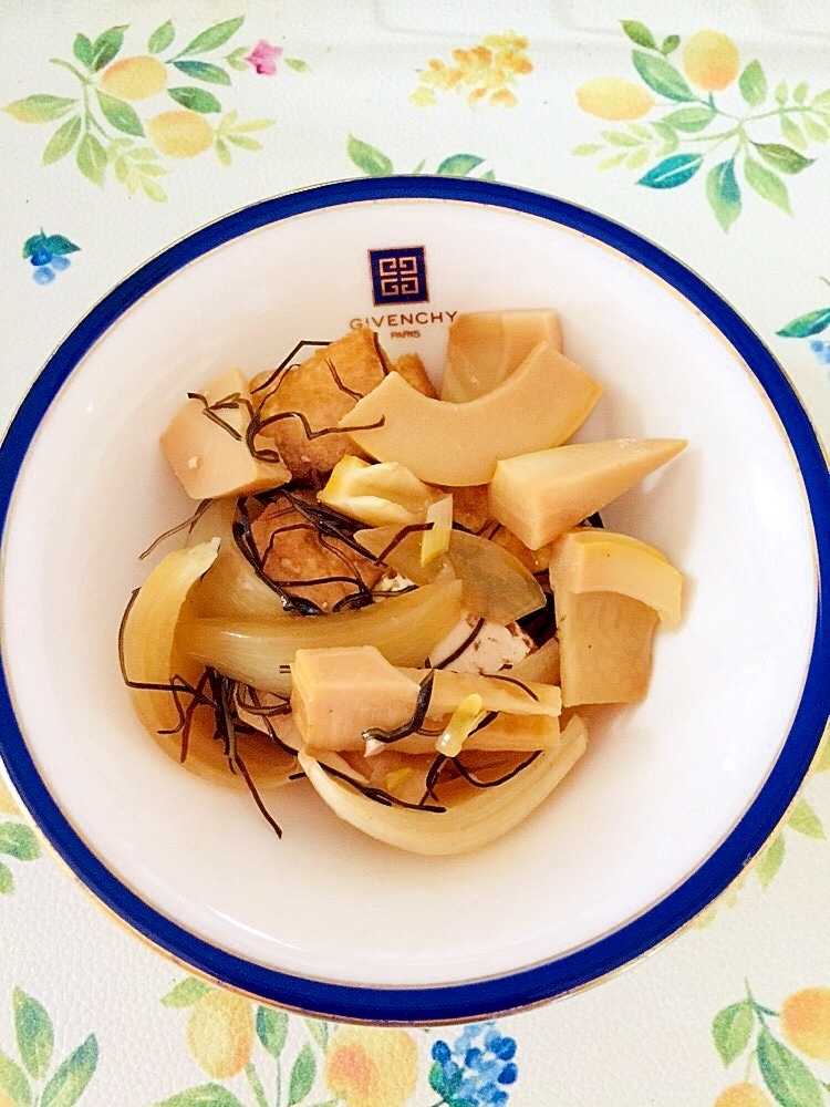 昆布と厚揚げとたけのこと玉ねぎのあっさり煮
