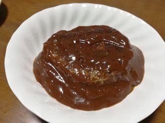 カレーの煮込みハンバーグ