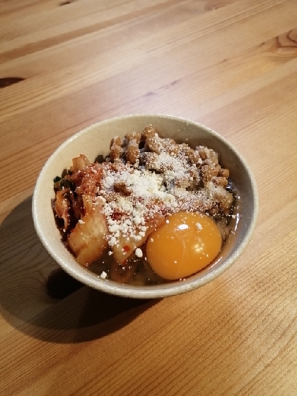 粉チーズでまろやか キムチ納豆の卵かけご飯 レシピ 作り方 By V るん 0394 楽天レシピ