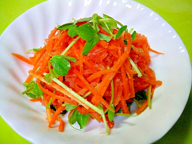 にんじんと豆苗の明太子和え