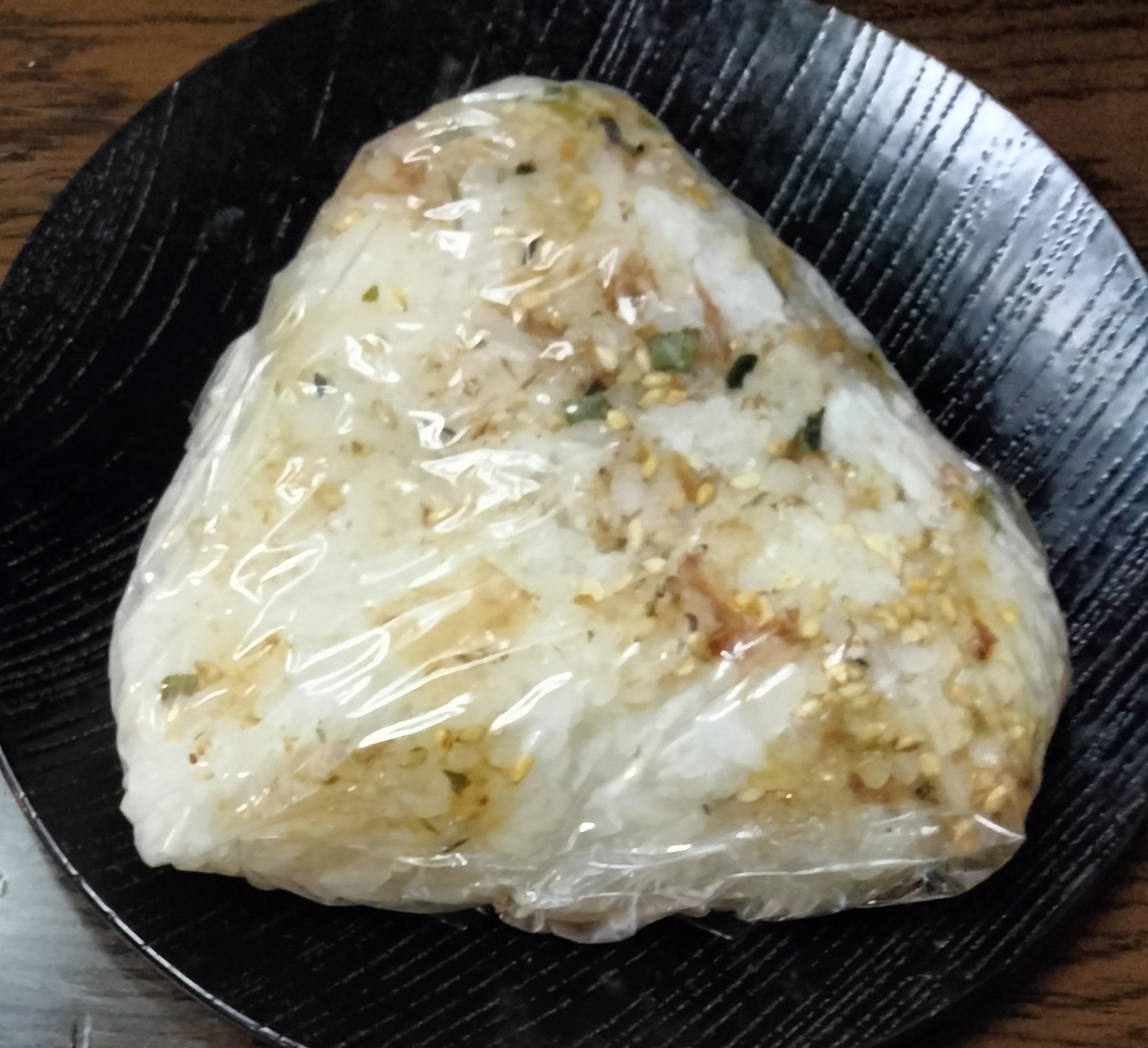 お吸い物の素おかか白ごまのおにぎり