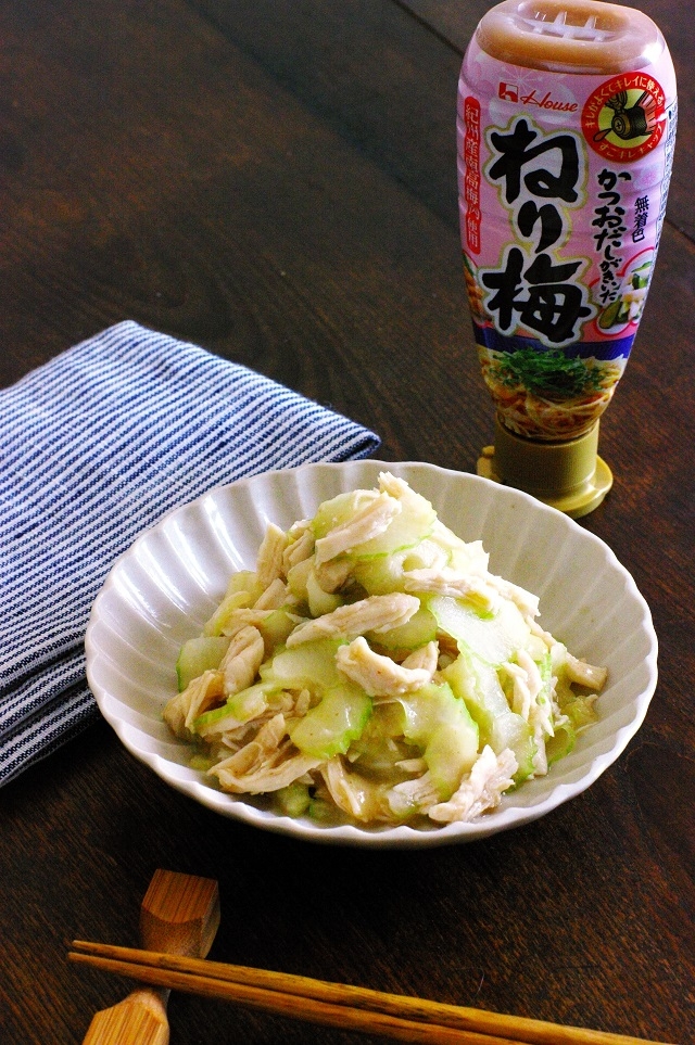 簡単手軽☆セロリと鶏ささみのねり梅和え