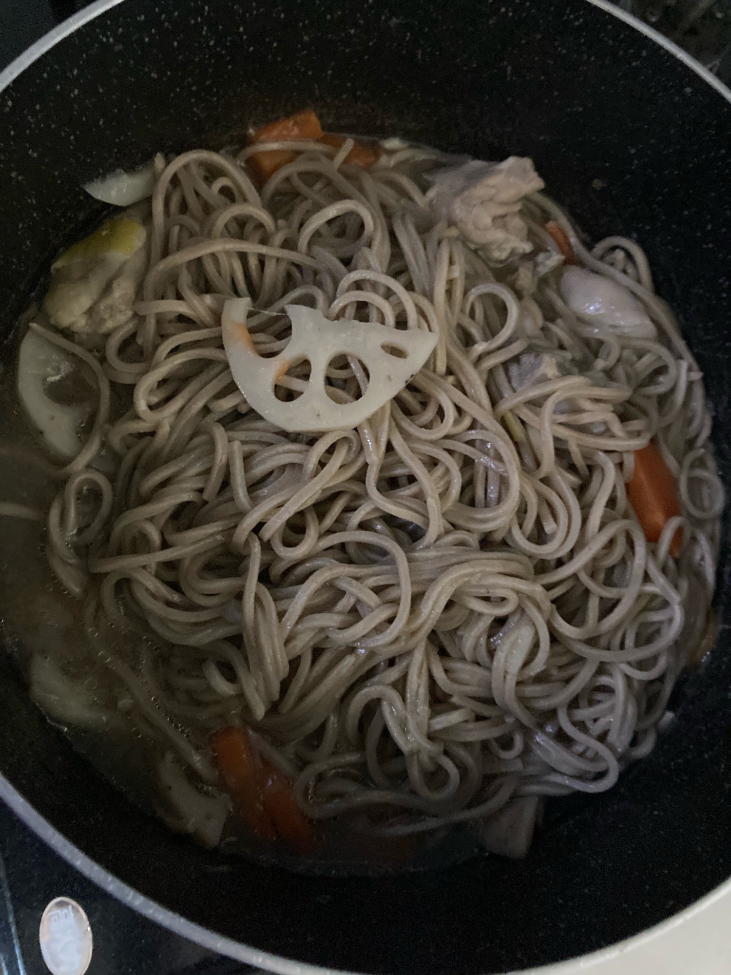 レンコンと人参と鶏肉そば＾＾