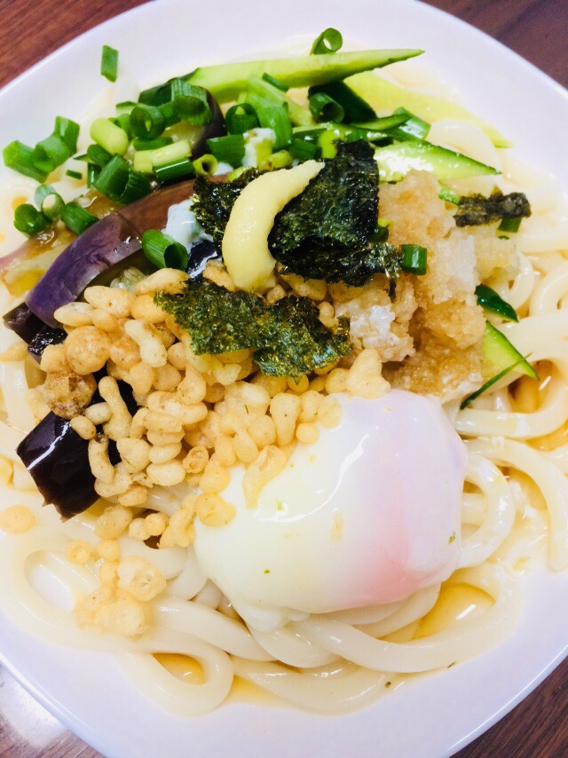 温泉卵の冷やしうどん