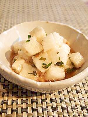 *山芋の大葉にんにく醤油和え*