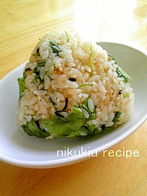 簡単おいしい！みつば海苔醤油おにぎり