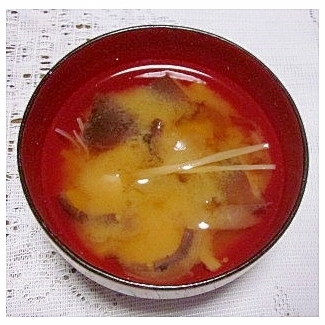 しいたけとえのきの味噌汁