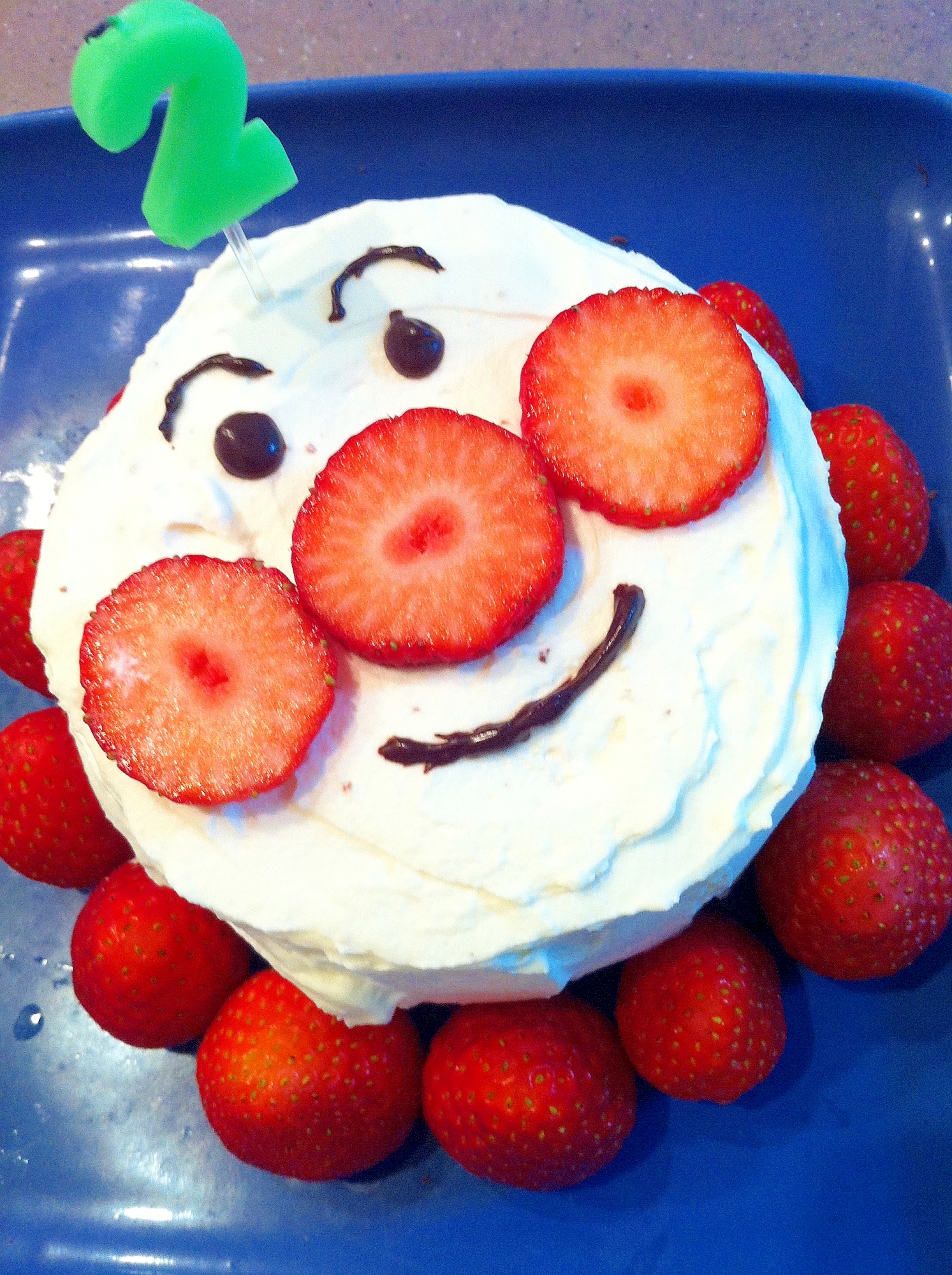 簡単キャラデコ アンパンマンのデコレーションケーキ レシピ 作り方 By Koroku569 楽天レシピ 簡単キャラデコ アンパンマンのデコレーションケーキ レシピ 作り方 By Koroku569 楽天レシピ