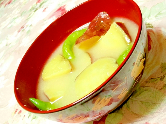 ❤シシトウと薩摩芋のおみそ汁❤
