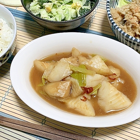 はなからこま切れ、煮込むだけ簡単アブラカレイ煮