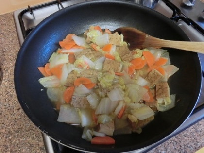 チキンがなかったので、代わりに厚揚げを入れてしまいましたが、トロトロの優しい味で、美味しかったです。
ご馳走様でした。