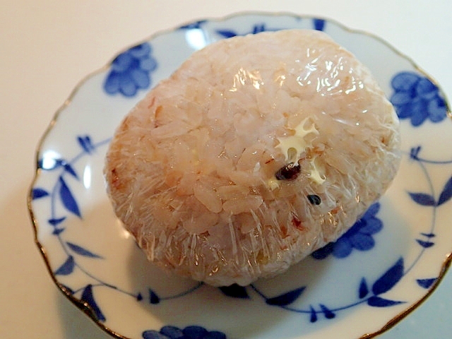 醬油風味　胡瓜のぬか漬け雑穀おにぎり