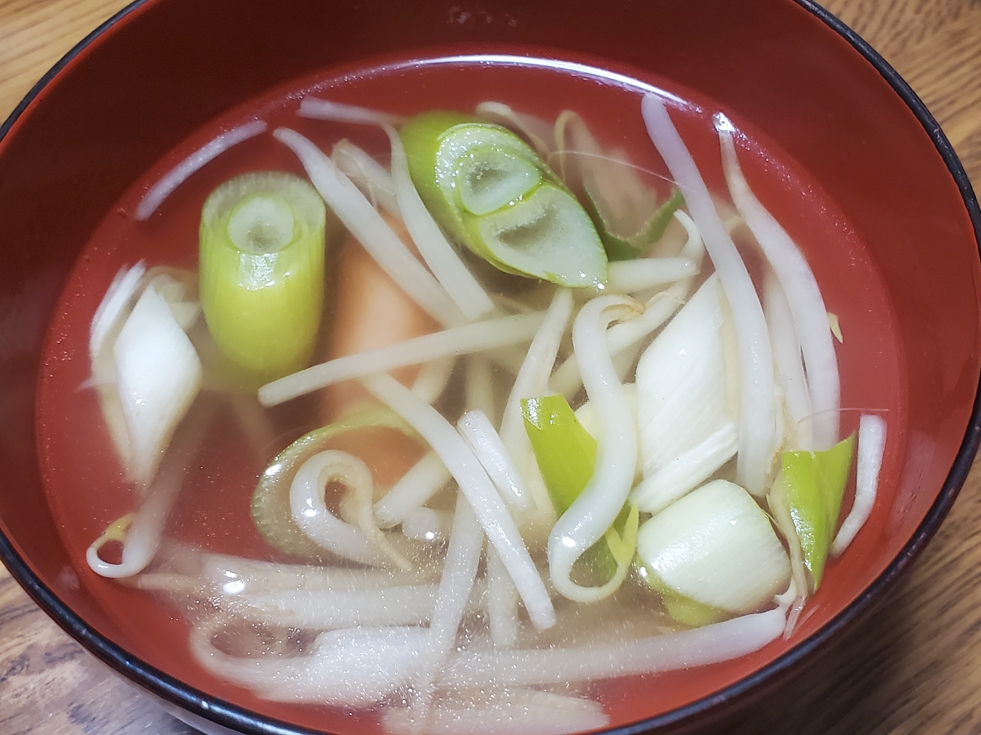 ねぎ入りもやしスープ