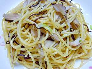 鶏ささみと舞茸の塩昆布パスタ バター風味 レシピ 作り方 By こうとだい 楽天レシピ 鶏ささみと舞茸の塩昆布パスタ バター風味 レシピ 作り方 By こうとだい 楽天レシピ