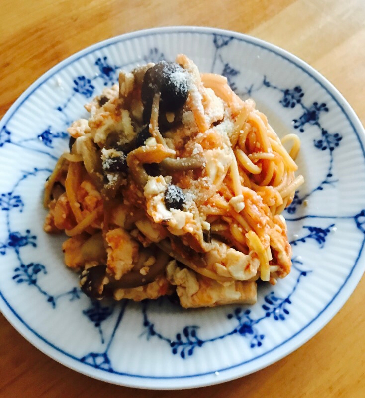 しめじと豆腐のケチャップ焼きそば