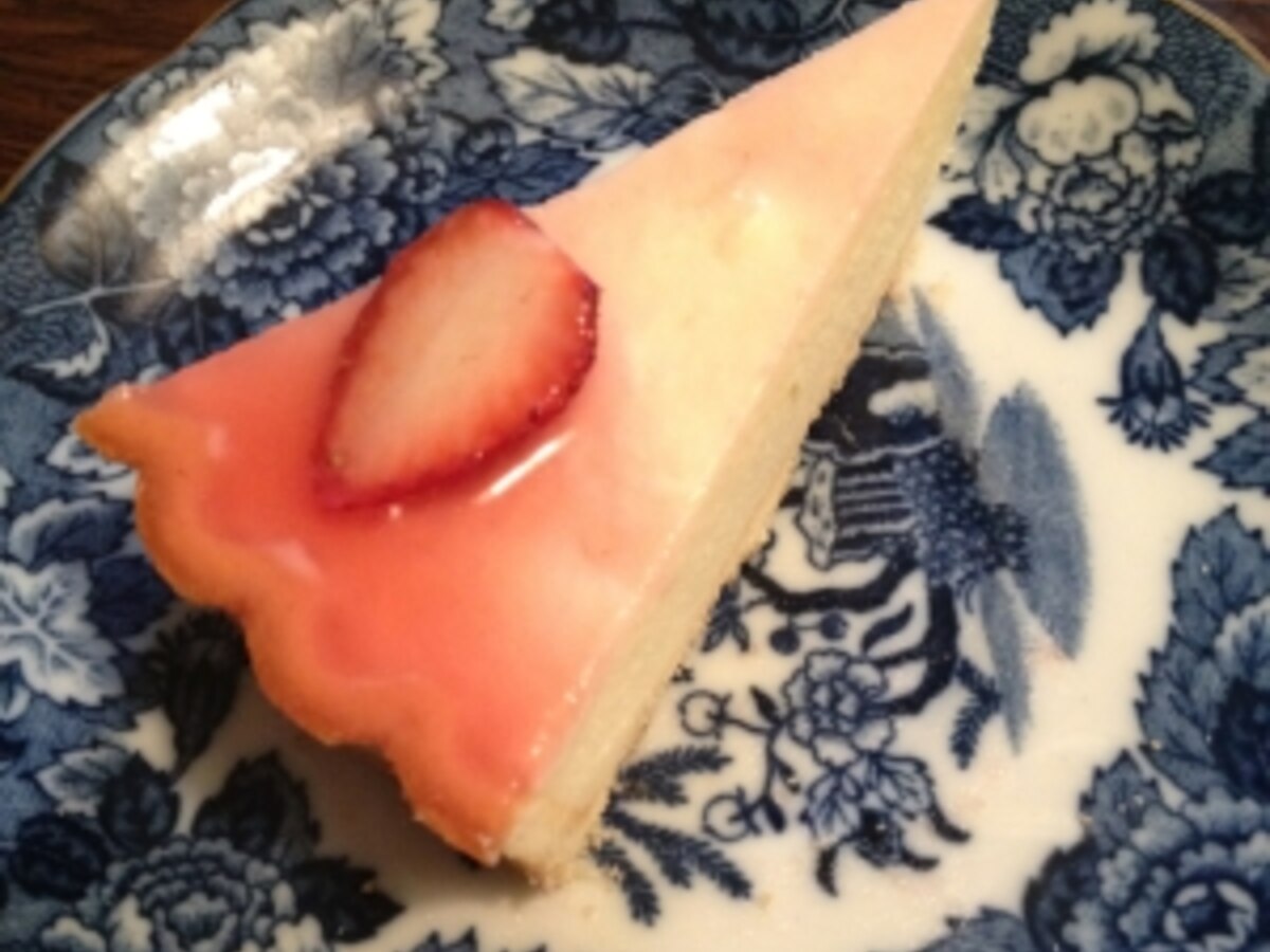 苺ゼリーでドレスアップしたレアチーズケーキ レシピ 作り方 By Koumori9 楽天レシピ 苺ゼリーでドレスアップしたレアチーズケーキ レシピ 作り方 By Koumori9 楽天レシピ