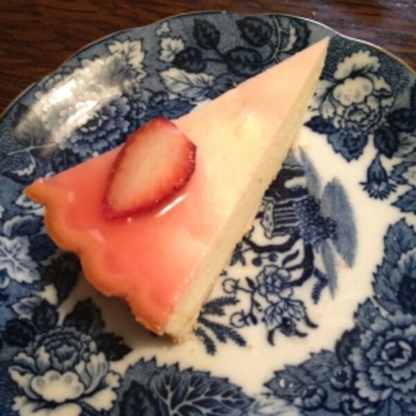 苺ゼリーでドレスアップしたレアチーズケーキ レシピ 作り方 By Koumori9 楽天レシピ 苺ゼリーでドレスアップしたレアチーズケーキ レシピ 作り方 By Koumori9 楽天レシピ