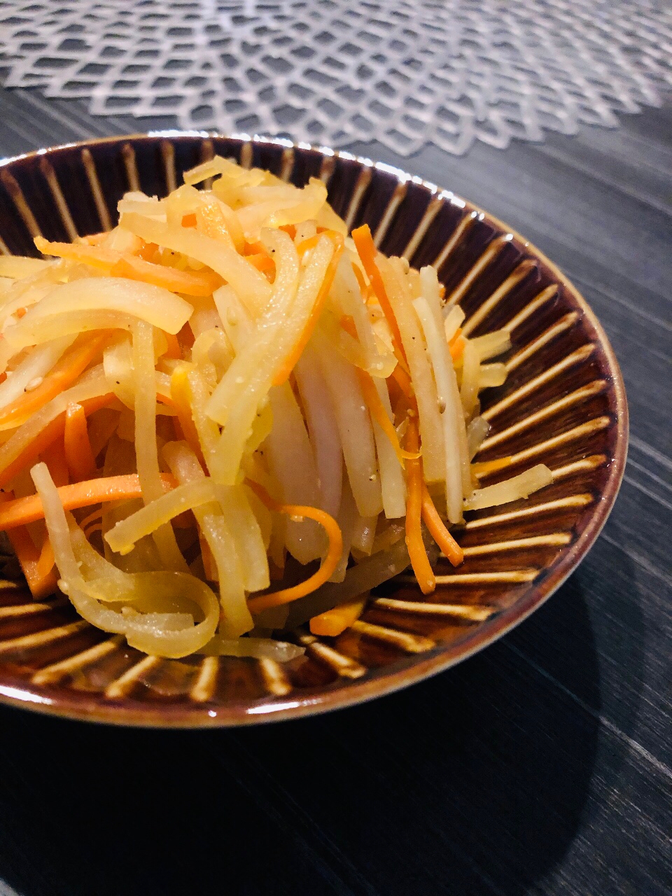 大根とにんじんの甘辛炒め煮