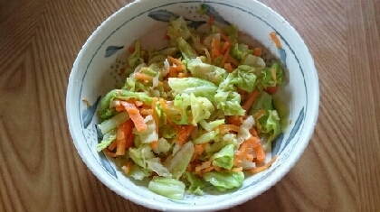 彩りにニンジンも加えてみました。ニンニクの風味が食欲をそそり箸が進みました。野菜をたくさん食べれますので嬉しいです。