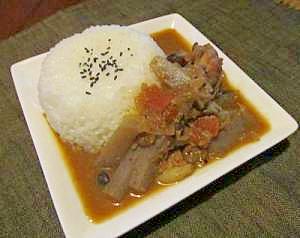 手羽元とコンニャクの酒かすカレー