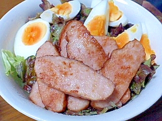 焼きハムとゆで卵とサニーレタスのサラダ レシピ 作り方 By イ シュリー 楽天レシピ