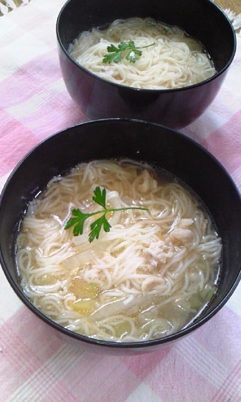 鶏の茹で汁deあったかにゅうめん♪