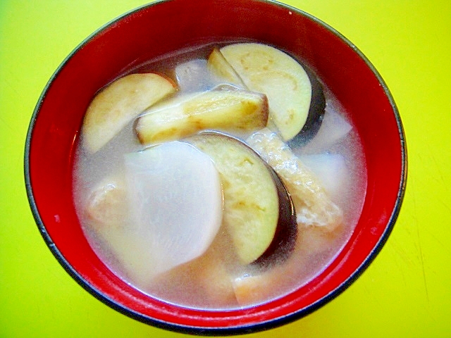 カブと茄子油揚げの味噌汁