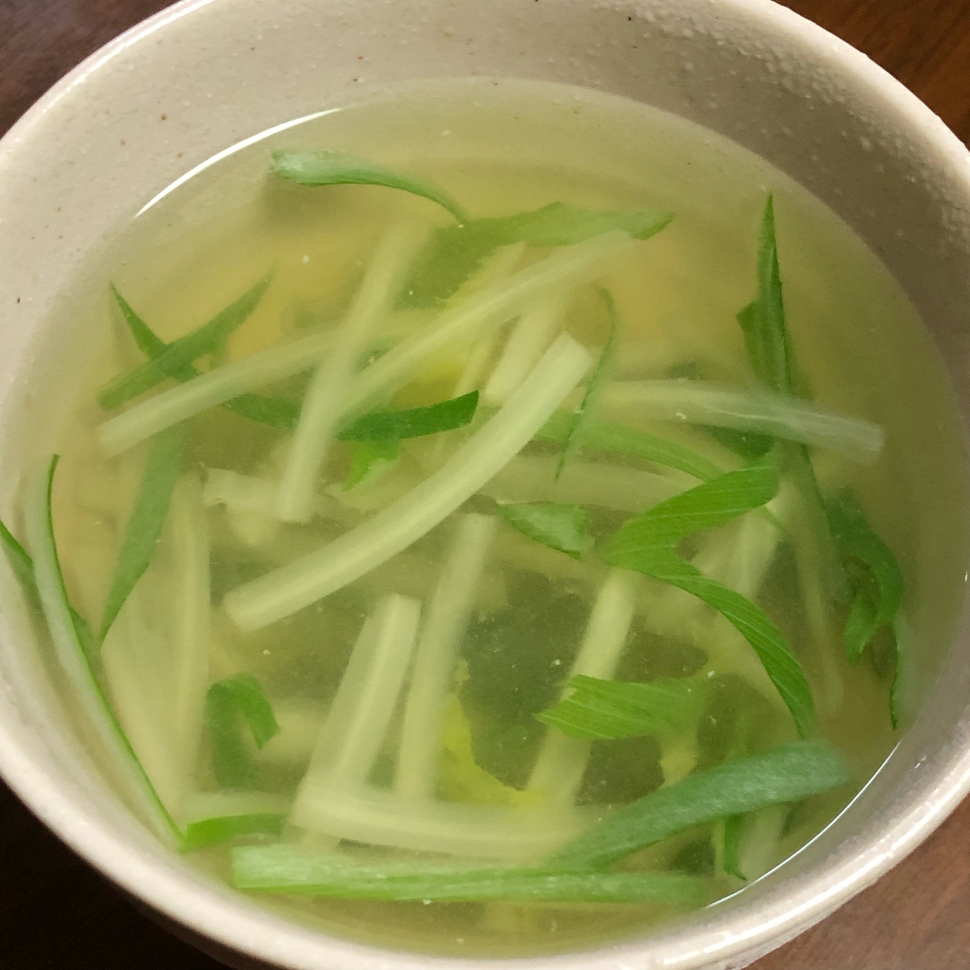 えびの出汁の白菜春雨スープ