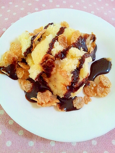 スポンジケーキとチョコシロップの簡単デザート レシピ 作り方 By ラズベリっち 楽天レシピ スポンジケーキとチョコシロップの簡単デザート レシピ 作り方 By ラズベリっち 楽天レシピ